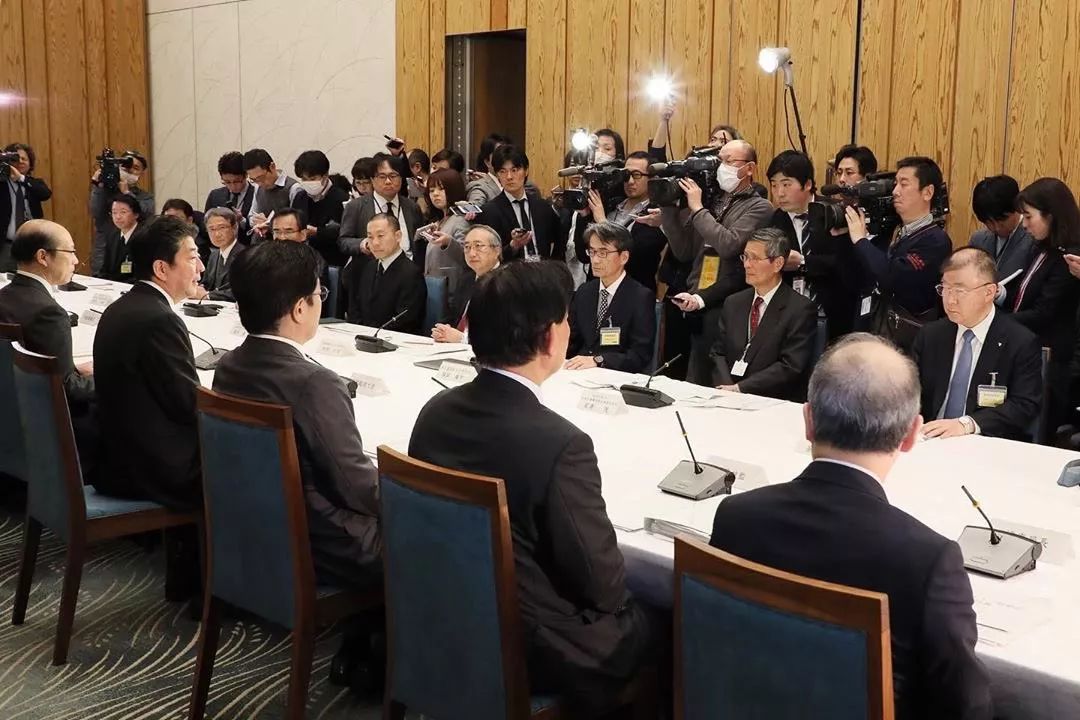 万人马拉松_马拉松万人名单查询_马拉松万人奔跑说说怎么写