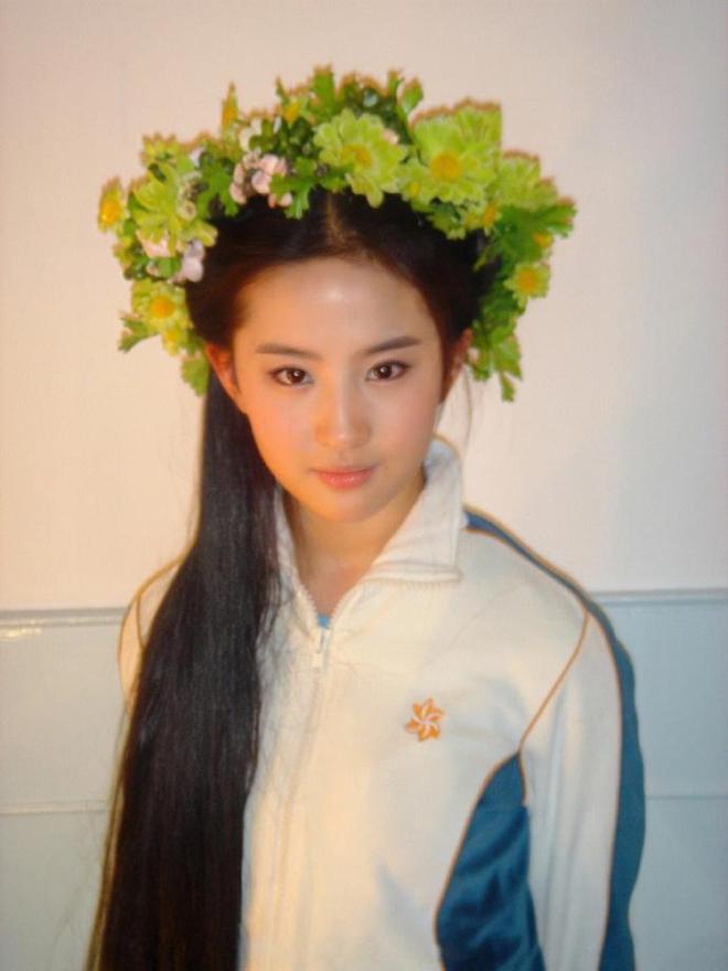 刘亦菲运动装旧照_刘亦菲运动员_刘亦菲运动